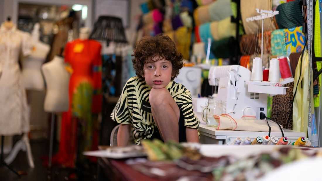 Ten-year-old American fashion designer shuttles between school and runways