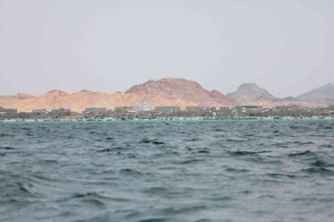 Two Chinese supertankers with Saudi oil exit Red Sea