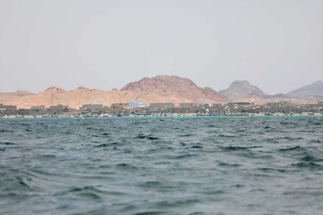 Two Chinese supertankers with Saudi oil exit Red Sea