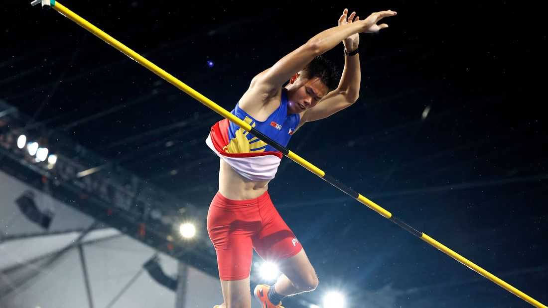 Obiena bags second straight gold after strong finish at Austrian Open