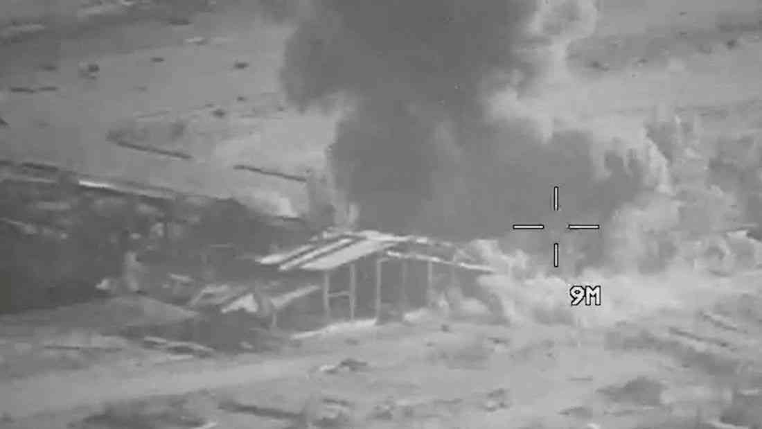 Houthis fire on Saudi oil sites; no US strike on Iran for first time in two weeks