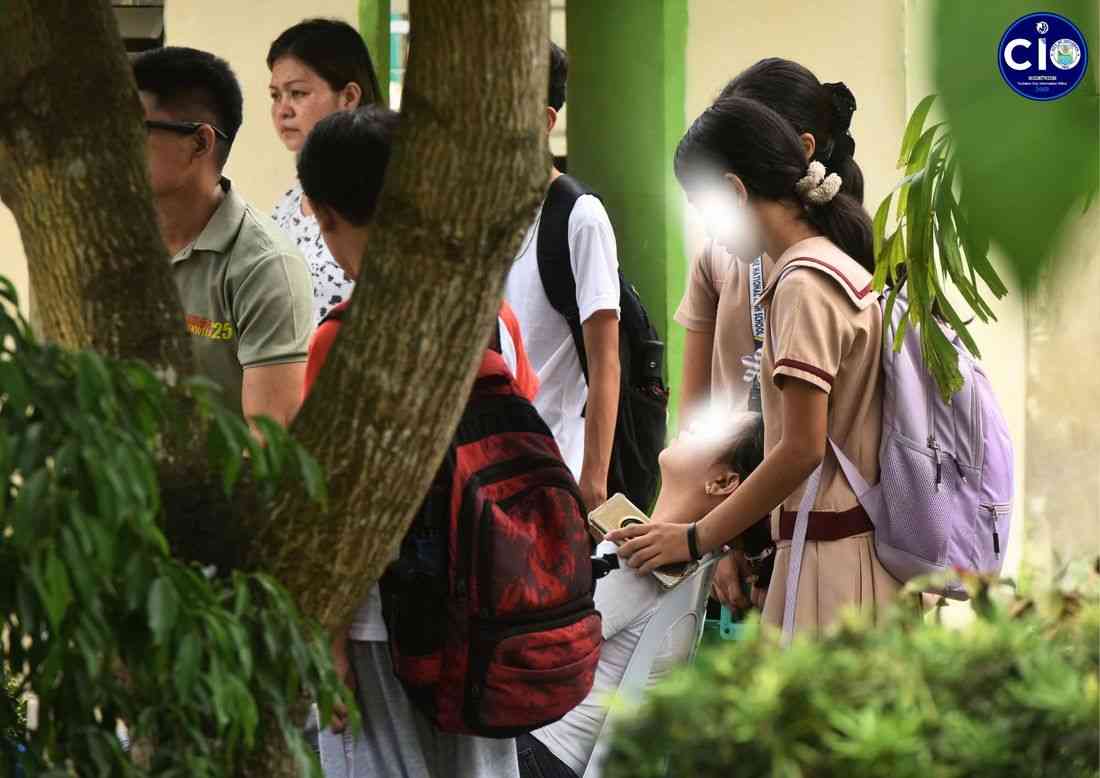 3 hurt in commotion after false alarm at Tacloban high school