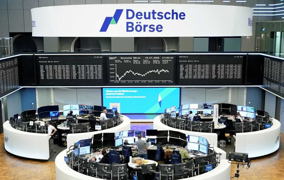 World stocks fall in semiconductor rout; oil rises on Middle East escalation