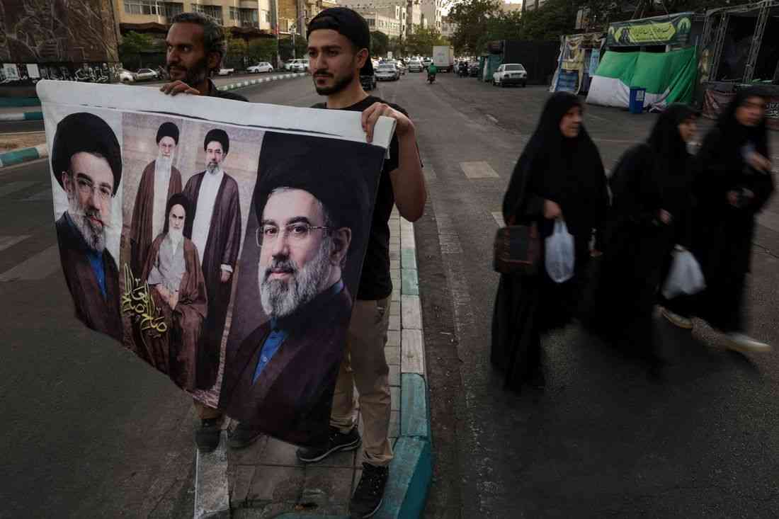 Iran prepares to bury slain supreme leader with week of mass mourning