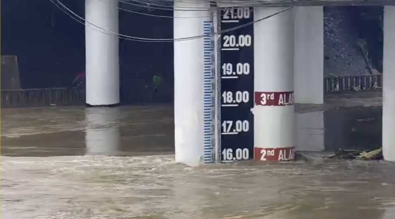 Marikina River remains under 2nd alarm as water level drops to 16 meters
