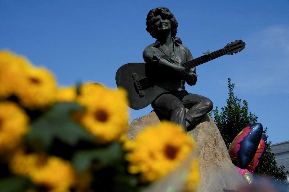 Dolly Parton leaves legacy of literacy, advocacy and charitable giving