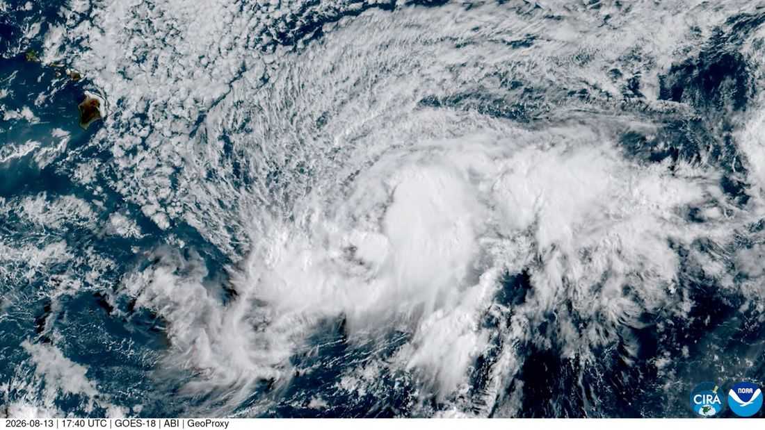 More than 180,000 without power in Hawaii, 100 homes damaged as Lala weakens to tropical storm