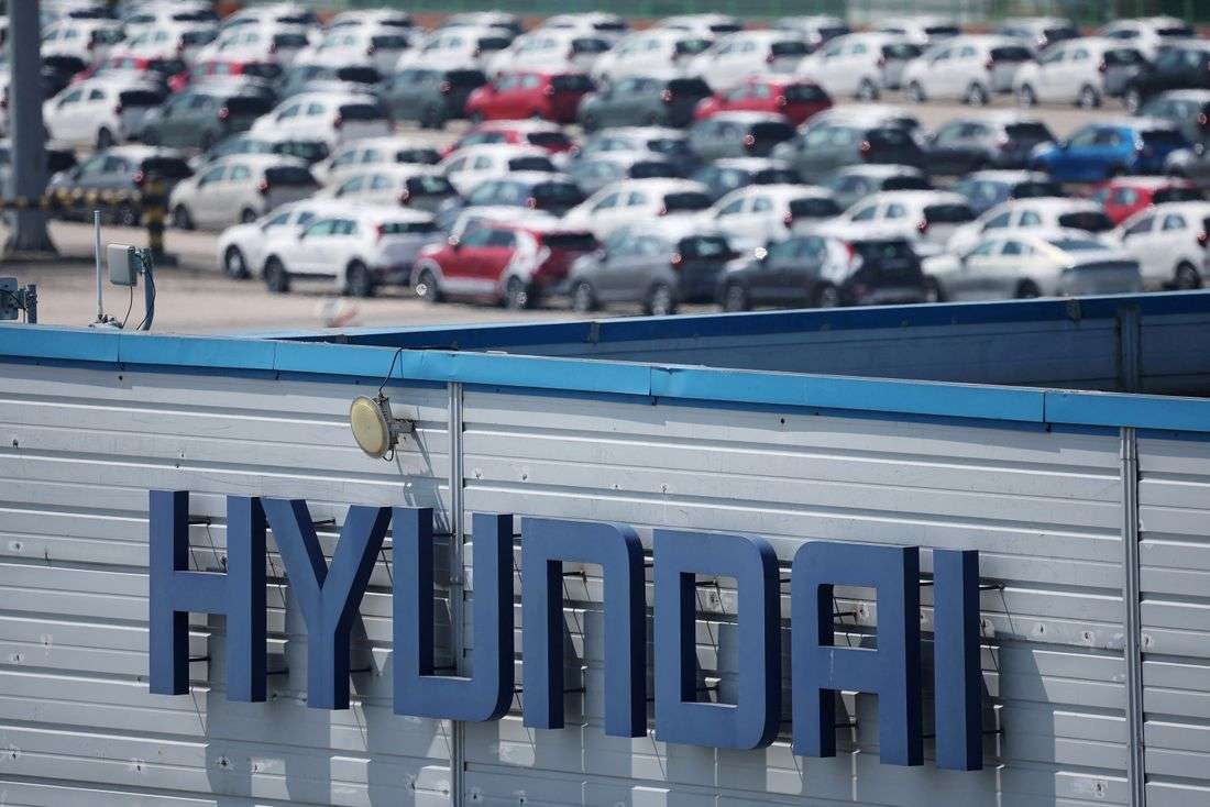 Hyundai Motor's union stages first full strike in 10 years over wage talks