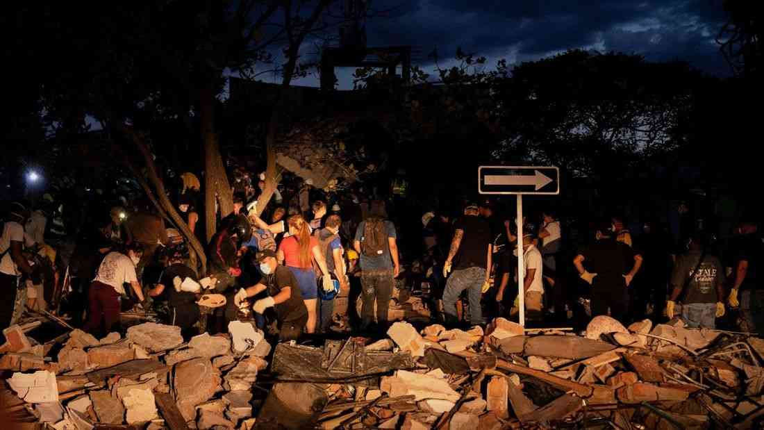 Colombia rescue efforts press on after quake, death toll expected to rise