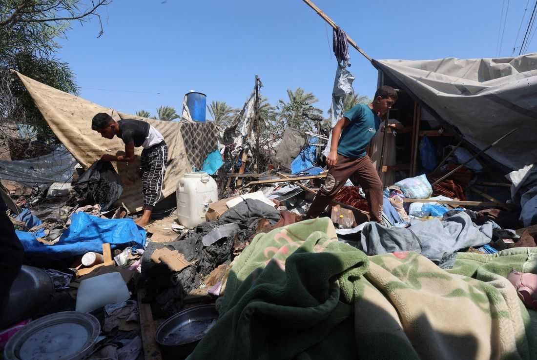 Trump's envoys meet mediators, Israel strikes Gaza