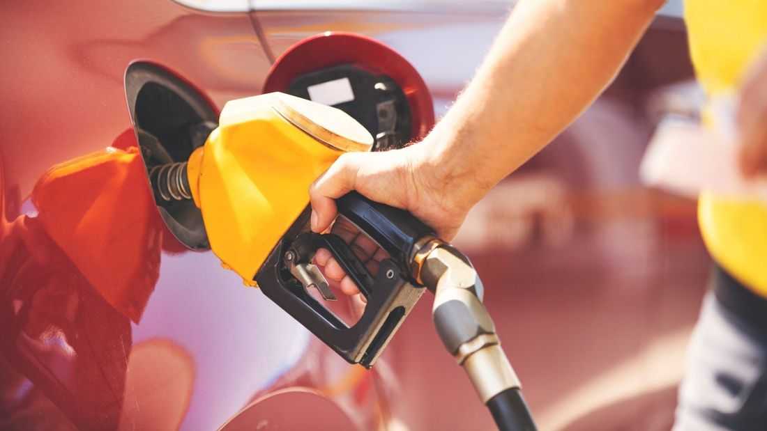 Up to ₱4-per-liter oil price rollback seen next week