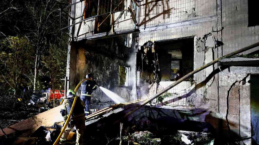 Russia pounds Kyiv with missiles, killing at least three