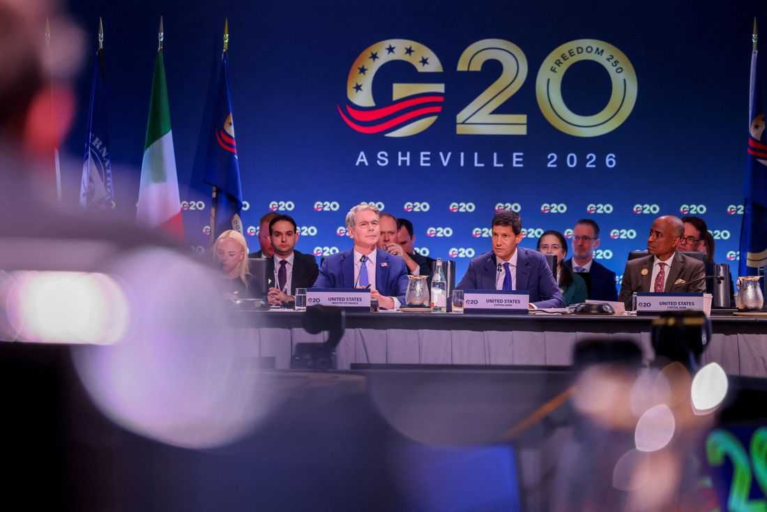 US irks G20 ministers by inviting Russia, barring some journalists