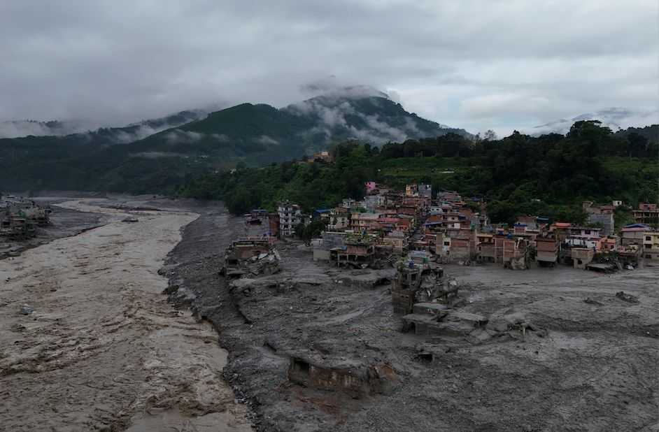 Hundreds killed and more than 1,000 missing after Himalayan flood