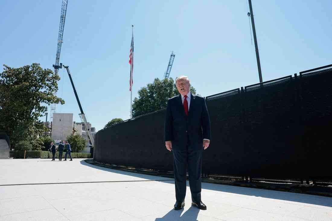 Trump signs memo to help drastically boost US space launches