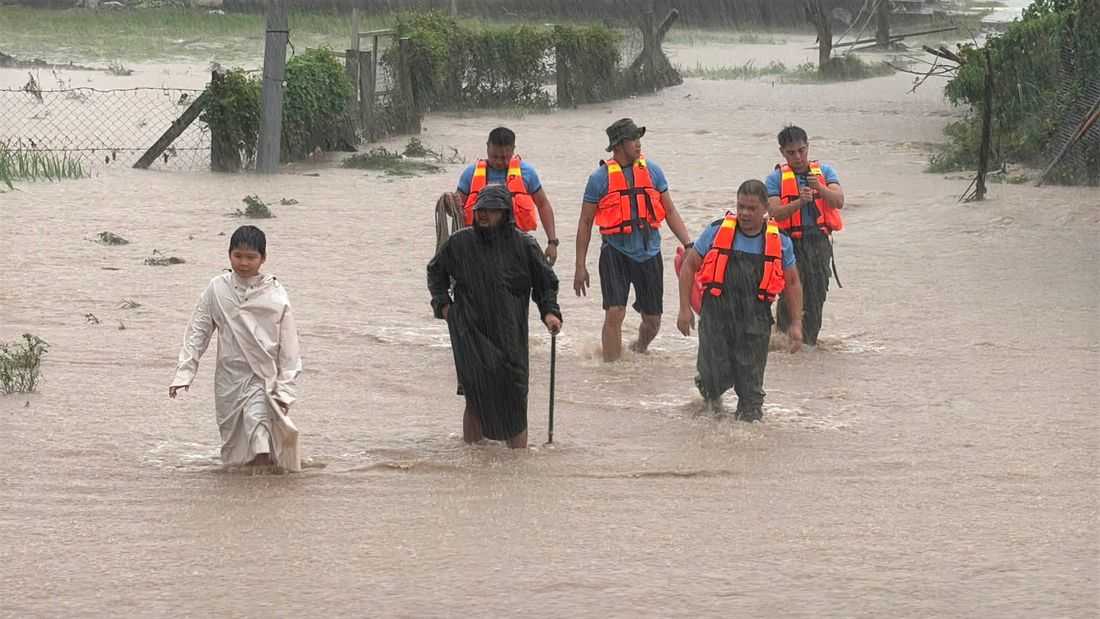 Pampanga implements preemptive, forced evacuations following red rainfall warning