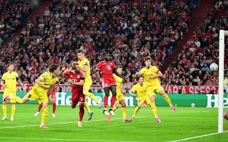 Soccer-Como enjoy dream Champions League debut, big wins for Man Utd and Bayern Munich