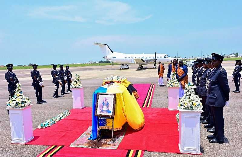 Ugandan kingdom gripped by succession battle after monarch's death