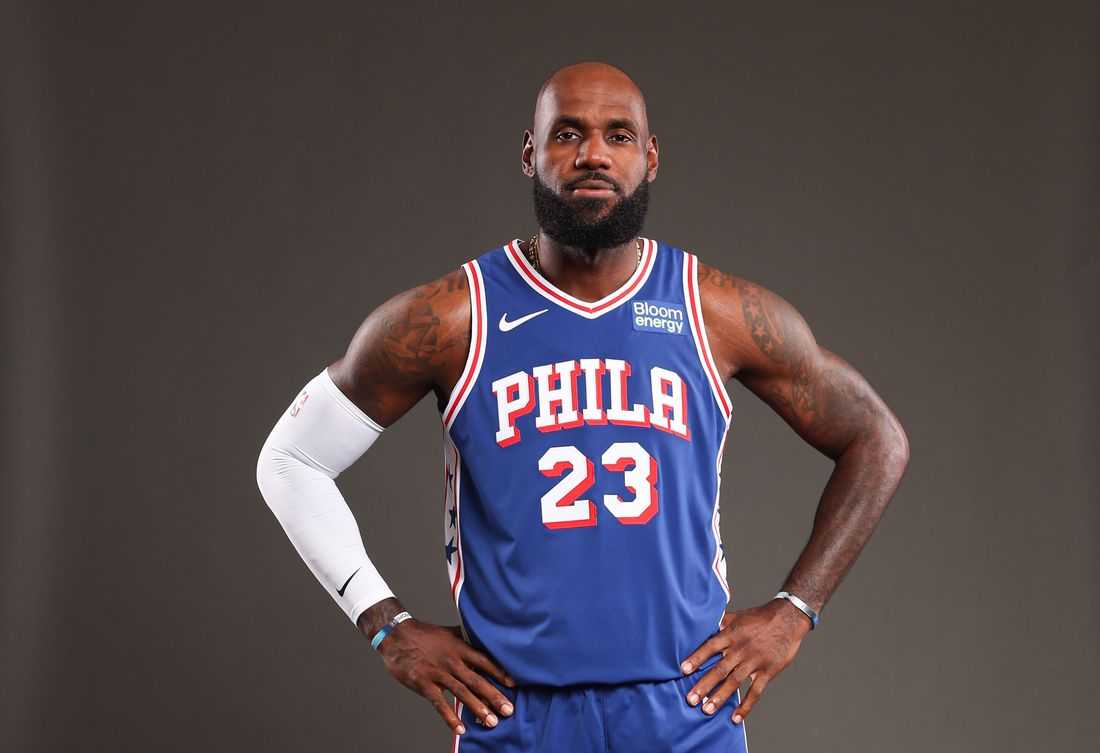 NBA-With trophy hopes high, Philadelphia gets party going early for LeBron