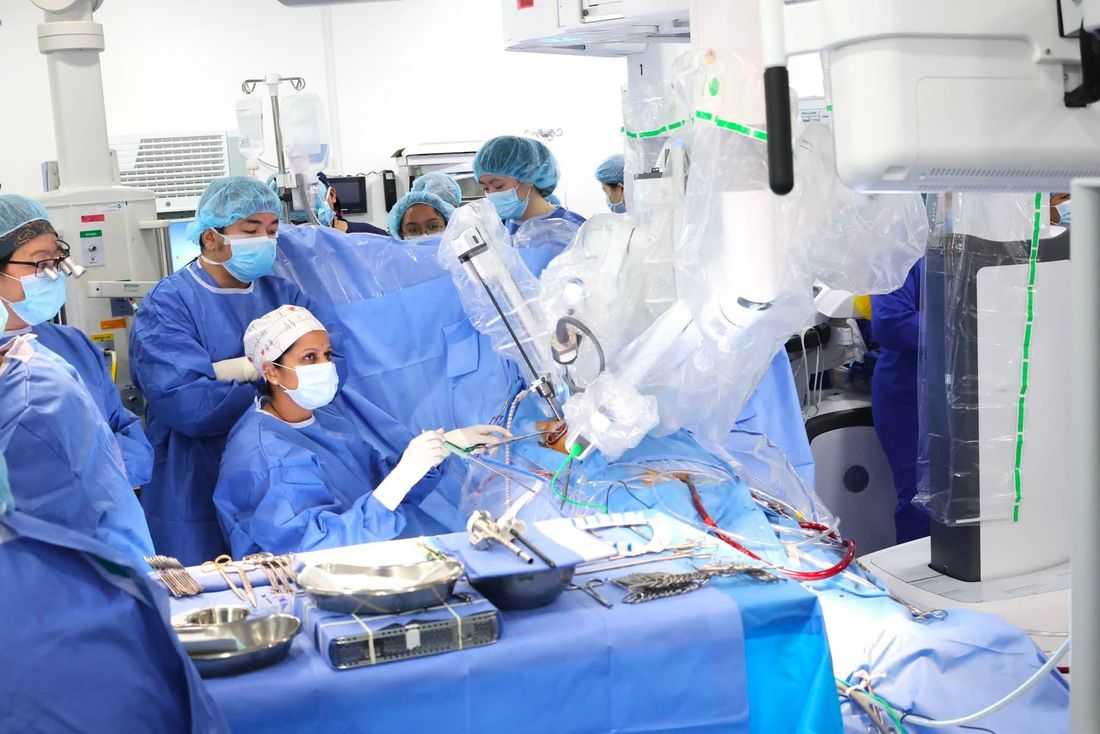 Philippine Heart Center, performs first robotic-assisted heart surgery
