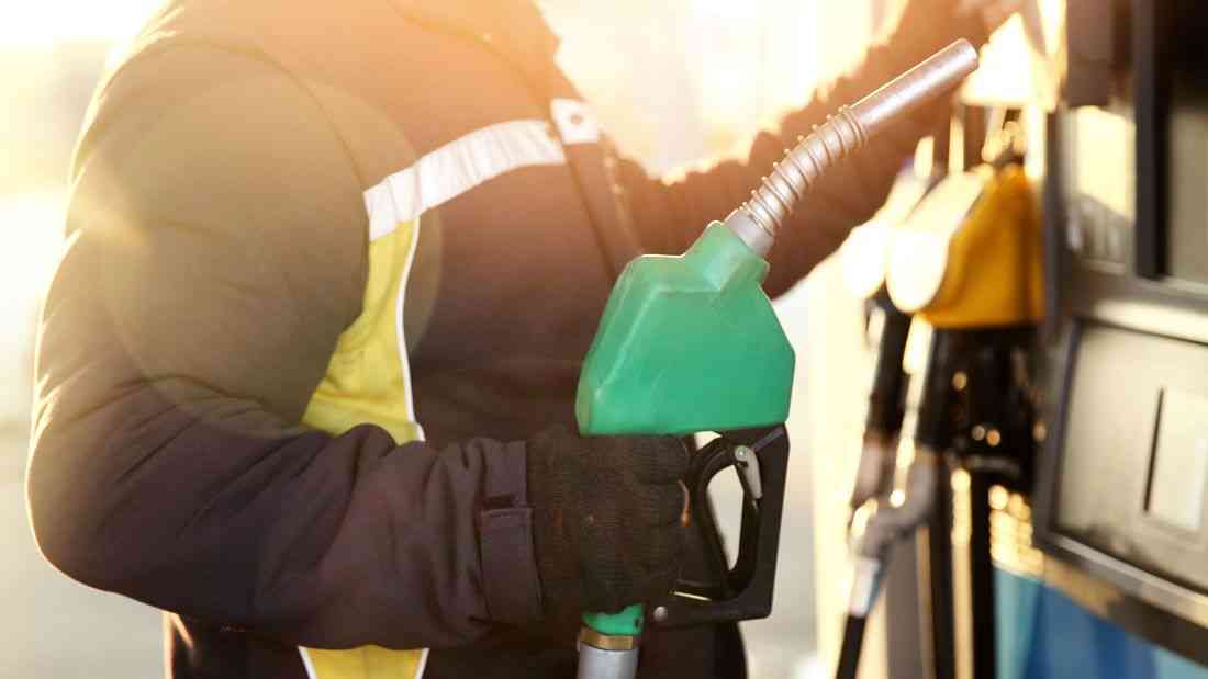 Diesel, kerosene prices fall by nearly ₱4 per liter for the first week of Sept.