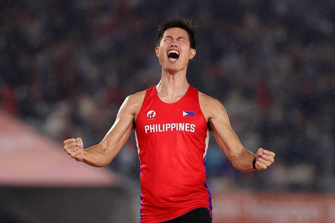 Asiad – EJ Obiena defends Asian Games pole vault title, sets new record