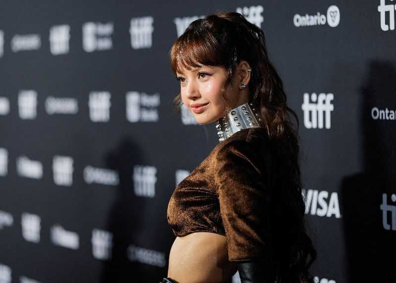 K-pop superstar Lisa sparks fan frenzy at TIFF documentary premiere