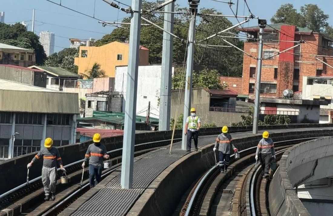LRT-2 resumes full operations Wednesday after lightning damages catenary wire