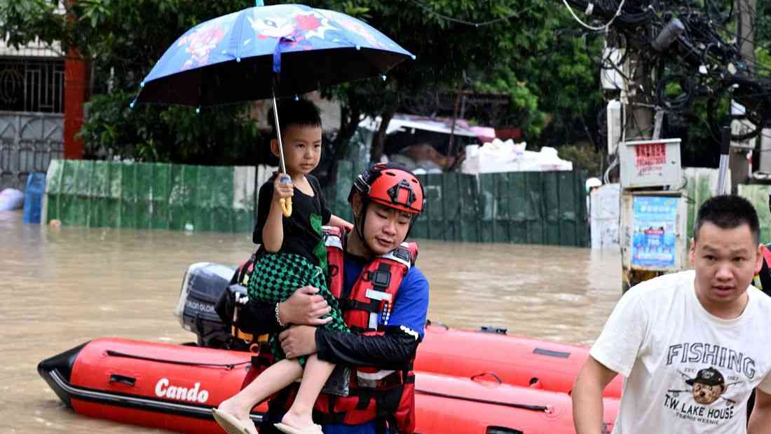 Typhoon Saudel brings torrential rain, flooding to China's coastal areas