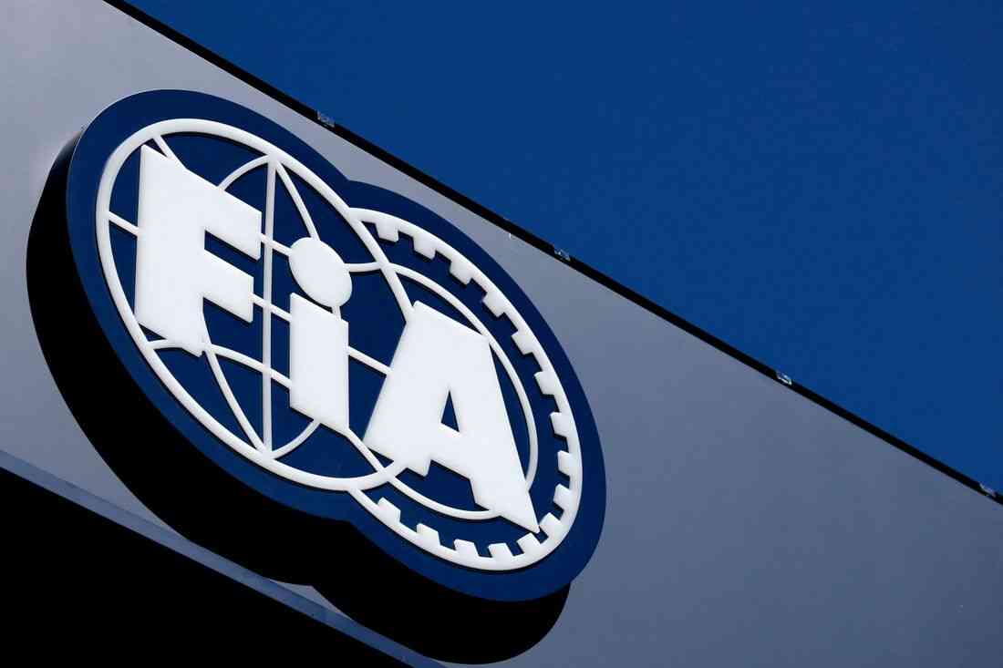 Motor racing-F1 commission agrees shorter races from 2027