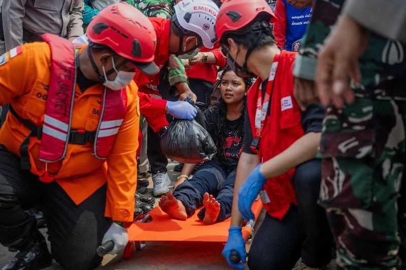 Rough weather hinders third-day search for 129 missing after ferry capsizes in Indonesia