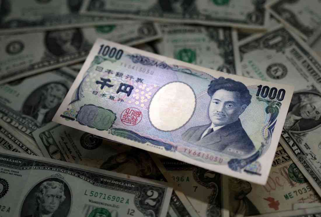 Japan's August foreign reserves post largest-ever drop after record intervention