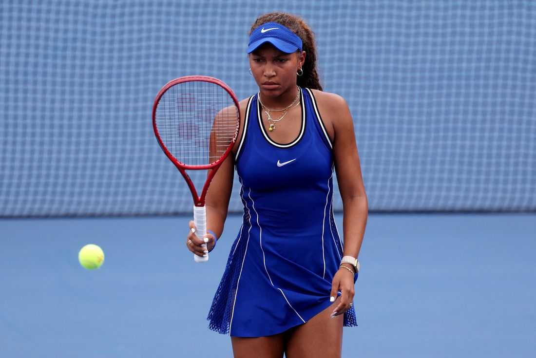 Tennis-Teenager Frodin hopes to meet idol Serena after US Open debut