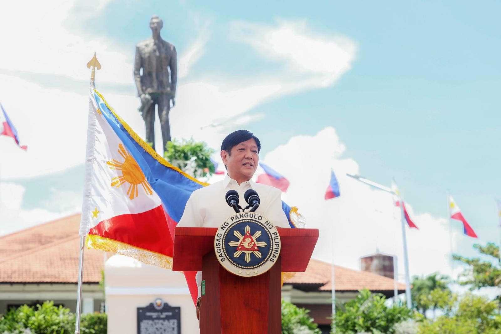 Prez Marcos leads bamboo planting in Rizal on 65th birthday