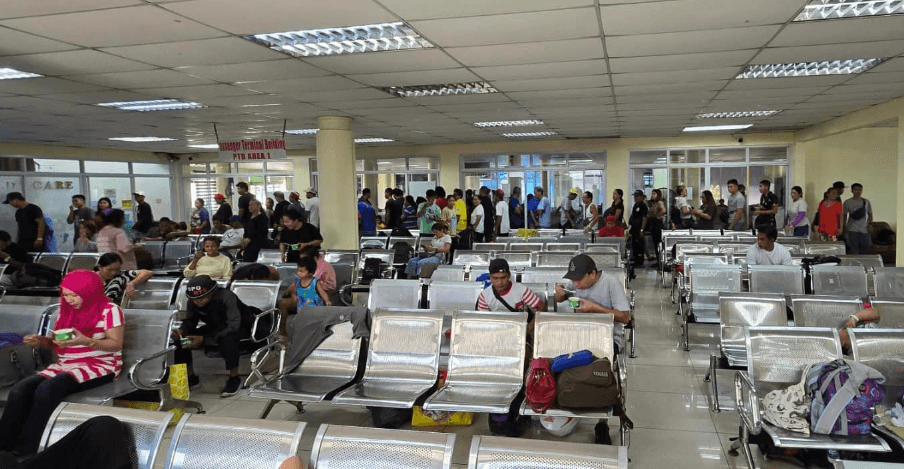 7,500 stranded in ports nationwide following 'Kristine'