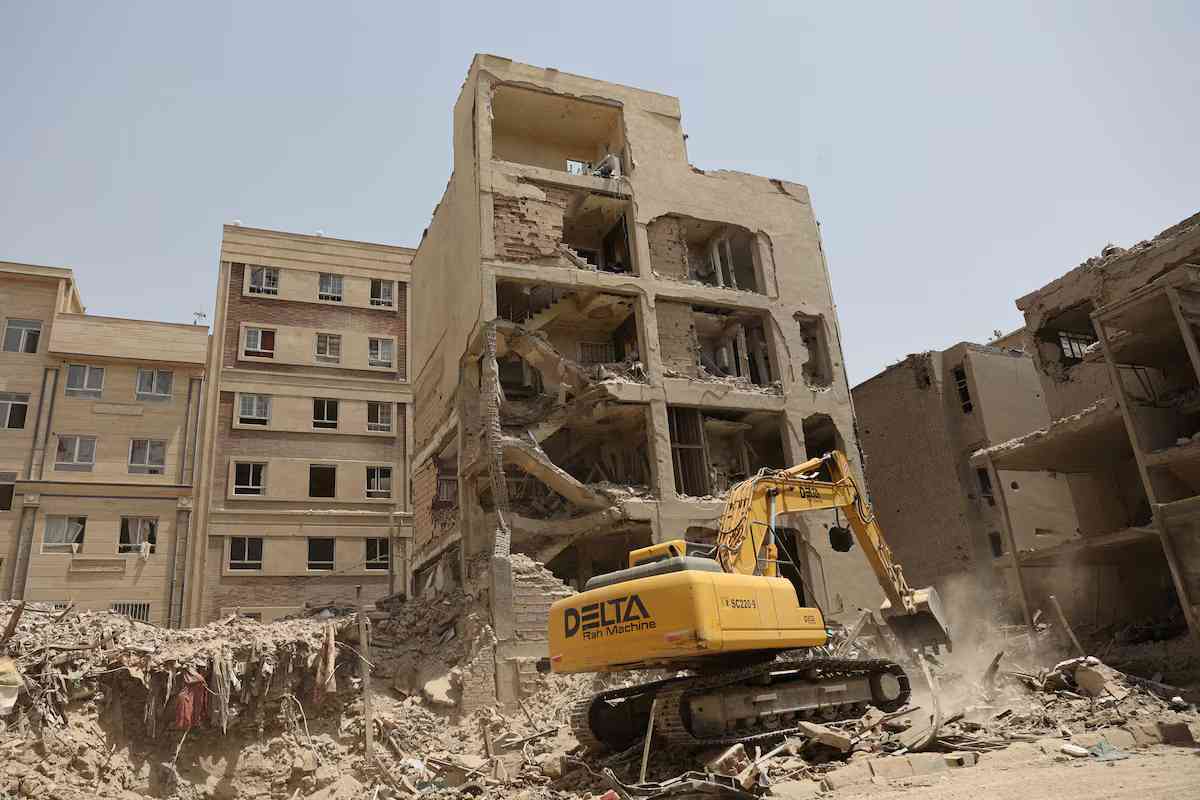 935 people killed in Israeli strikes on Iran, official says