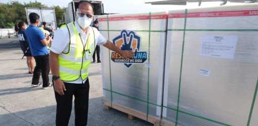 Another half a million CoronaVac arrives in PH