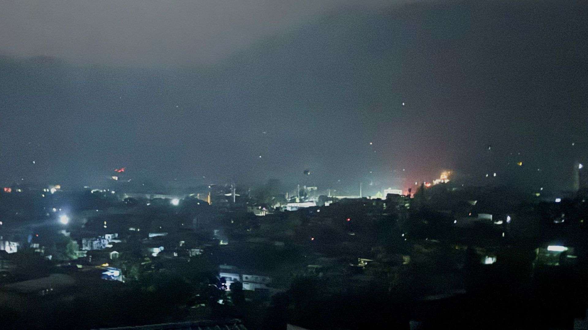 Asian airlines re-route, cancel flights due to India-Pakistan fighting