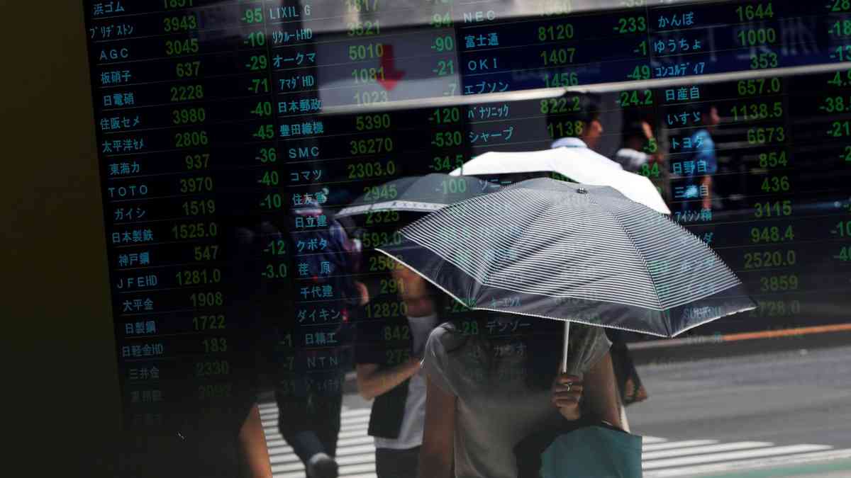 Asian stocks attract foreign inflows for second month, but tariff outlook clouds