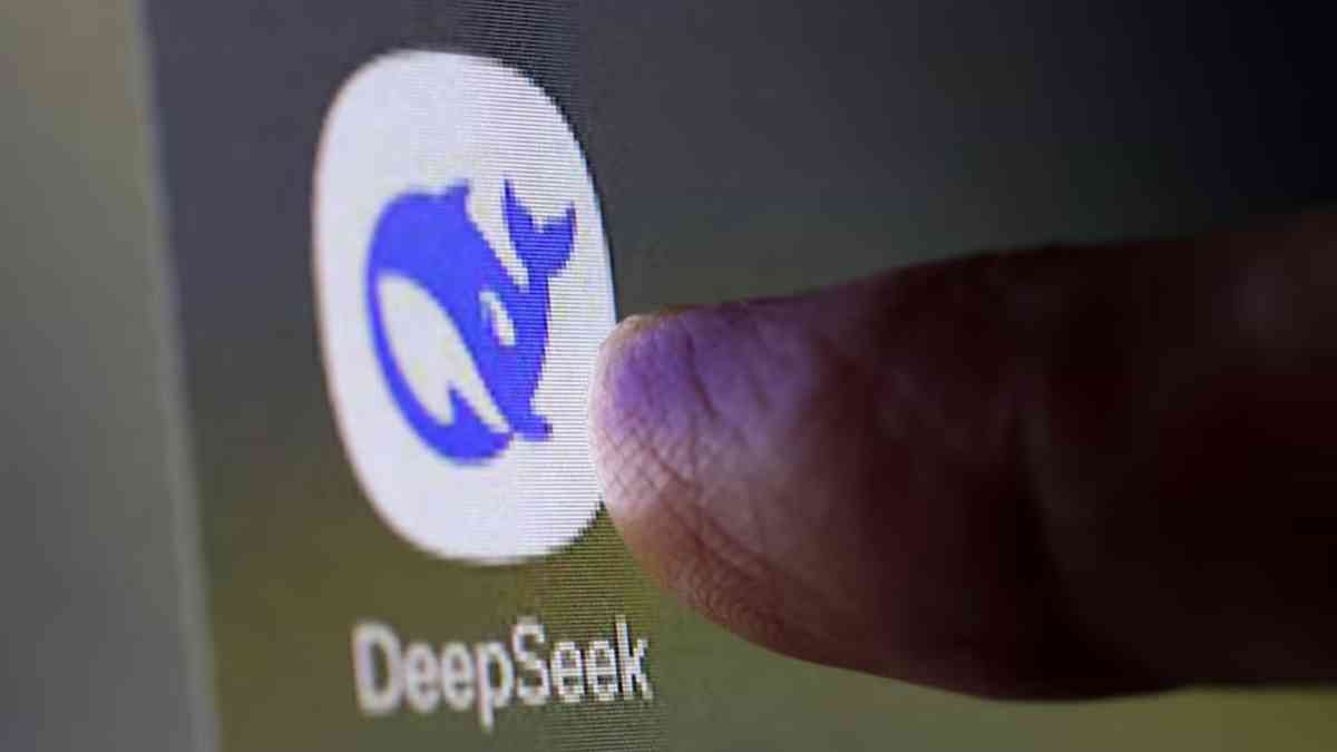 Australia urges citizens to be cautious about using China AI model DeepSeek