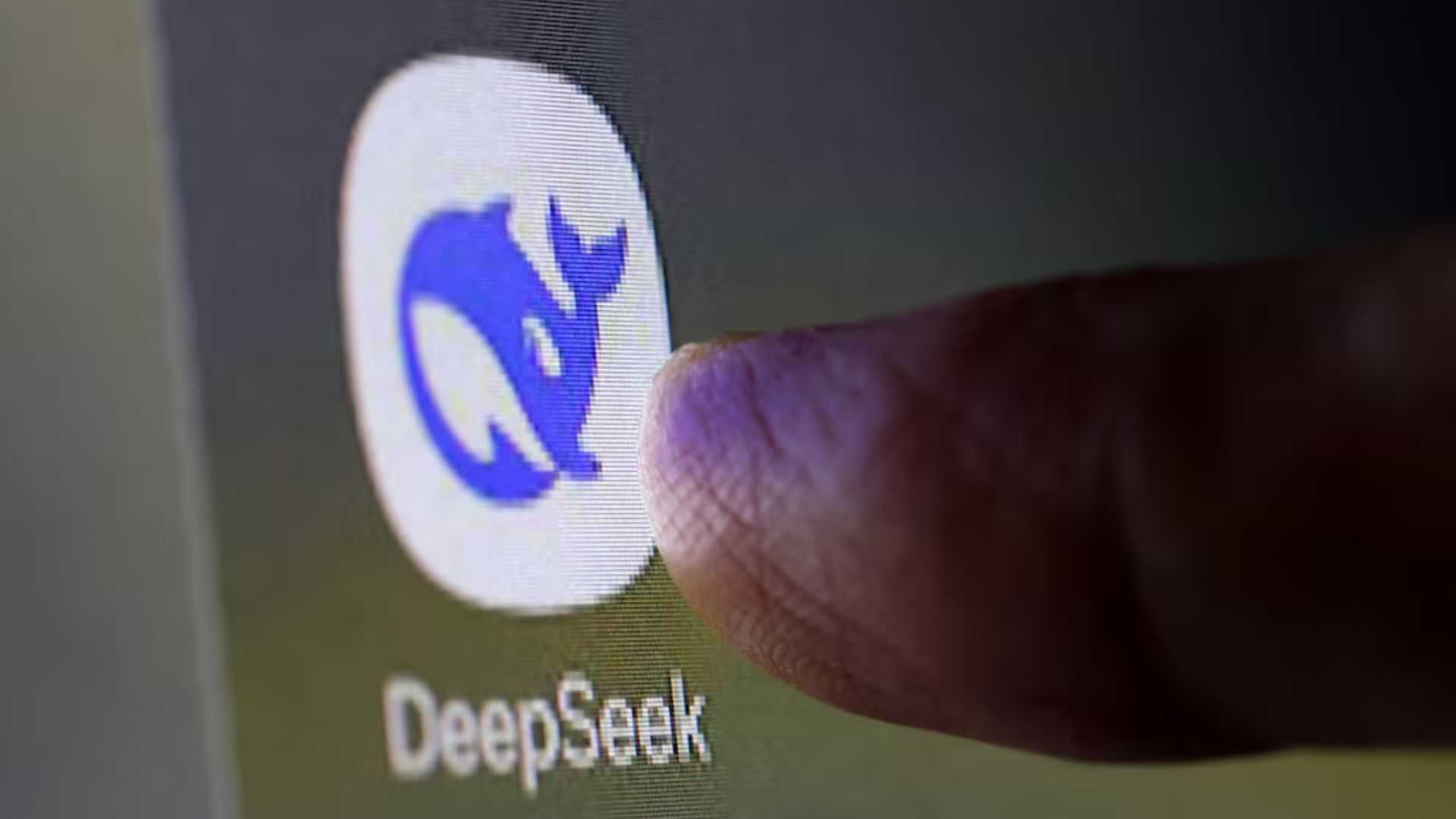 Australia urges citizens to be cautious about using China AI model DeepSeek