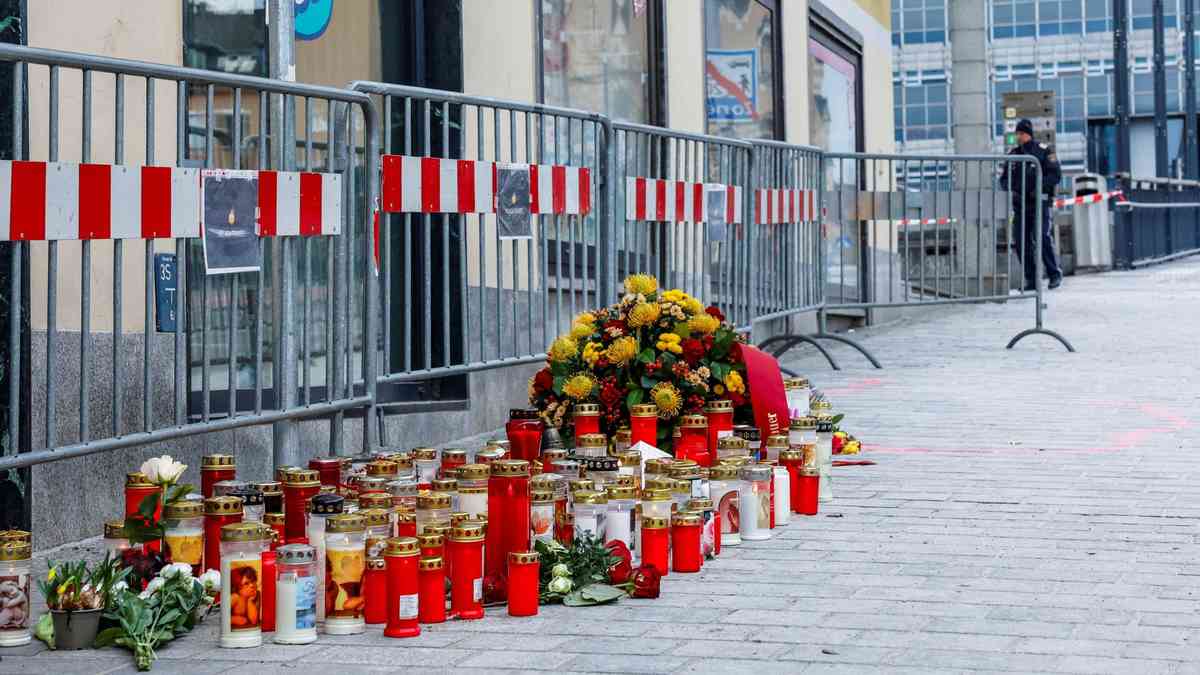 Austria says stabbing attack suspect swore allegiance to Islamic State