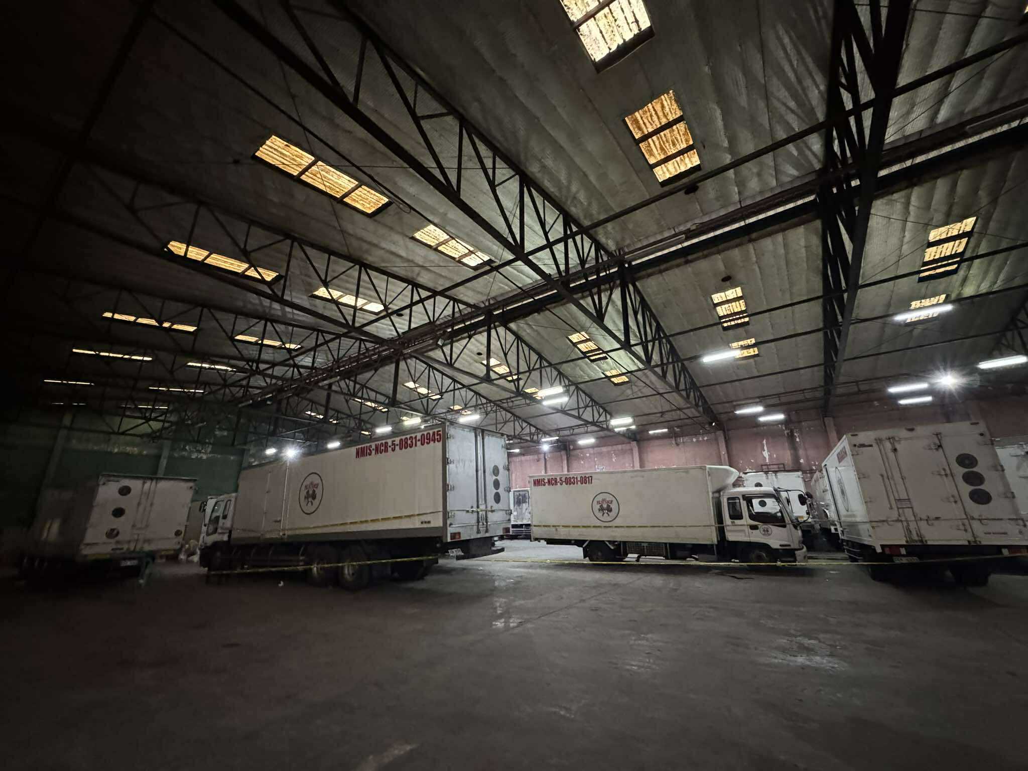 Authorities raids QC warehouse with frozen meat products