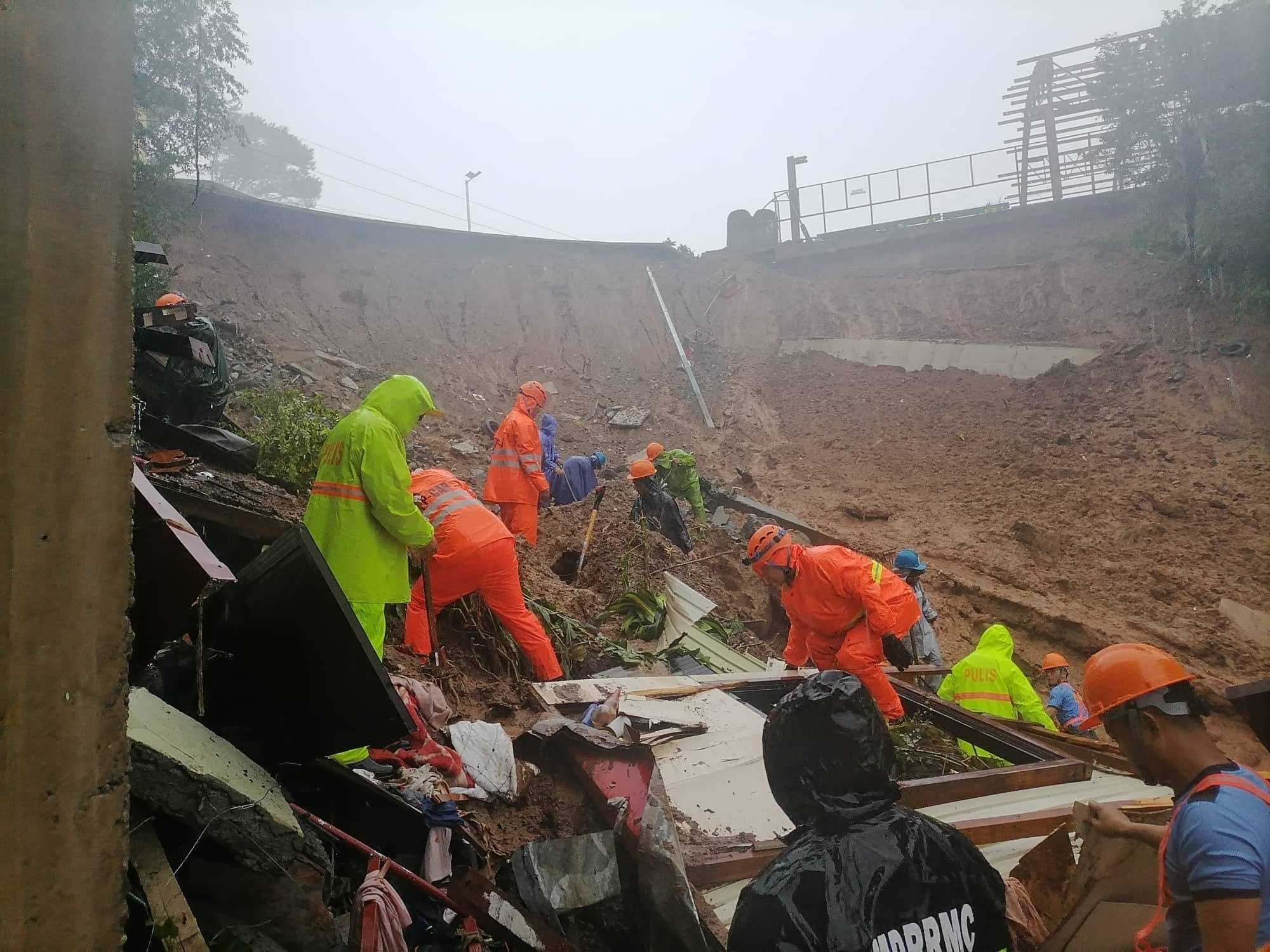 BFP leads rescue ops in Benguet, Nueva Vizcaya