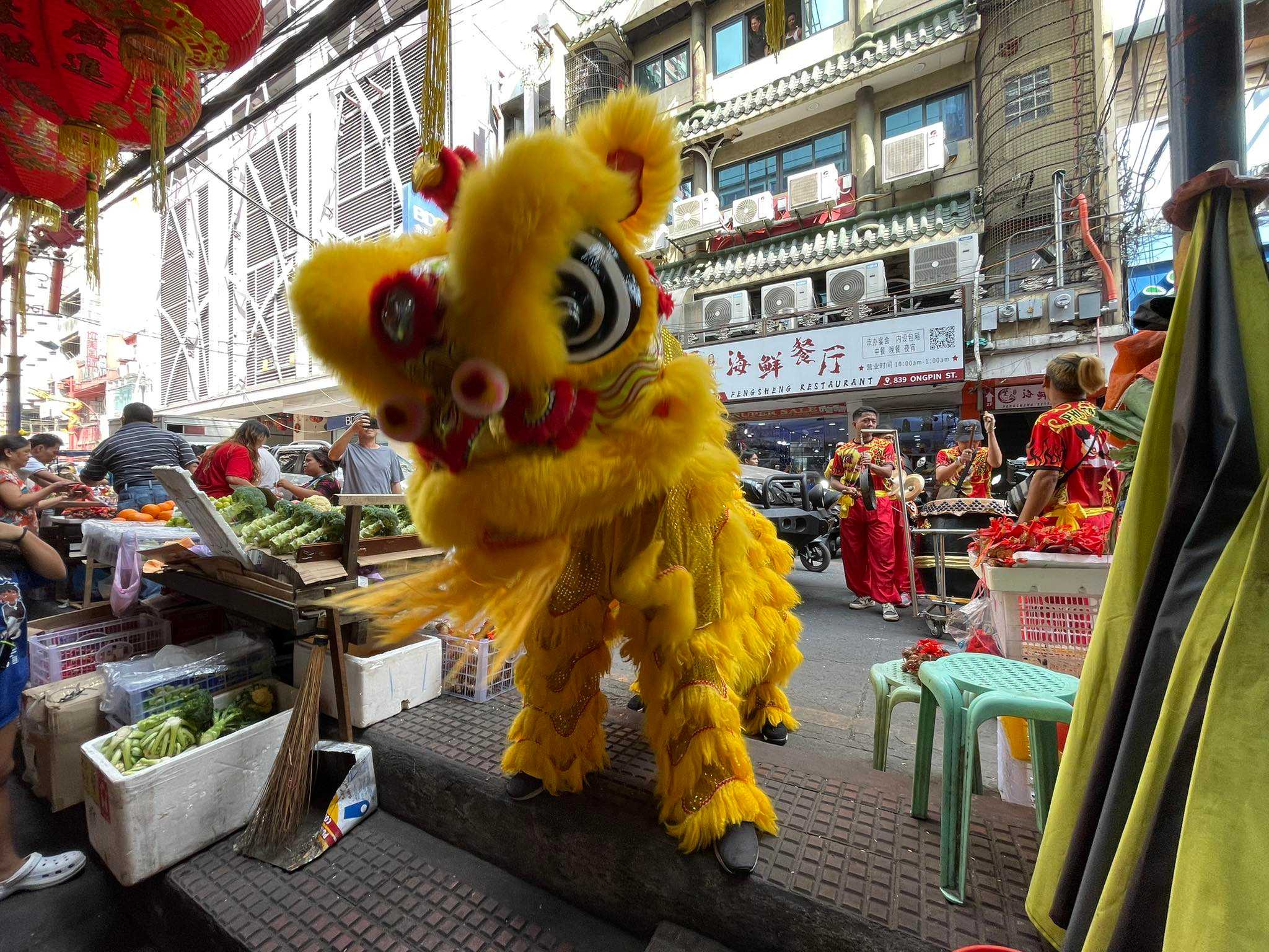 Binondo gets ready for Chinese New Year 2024