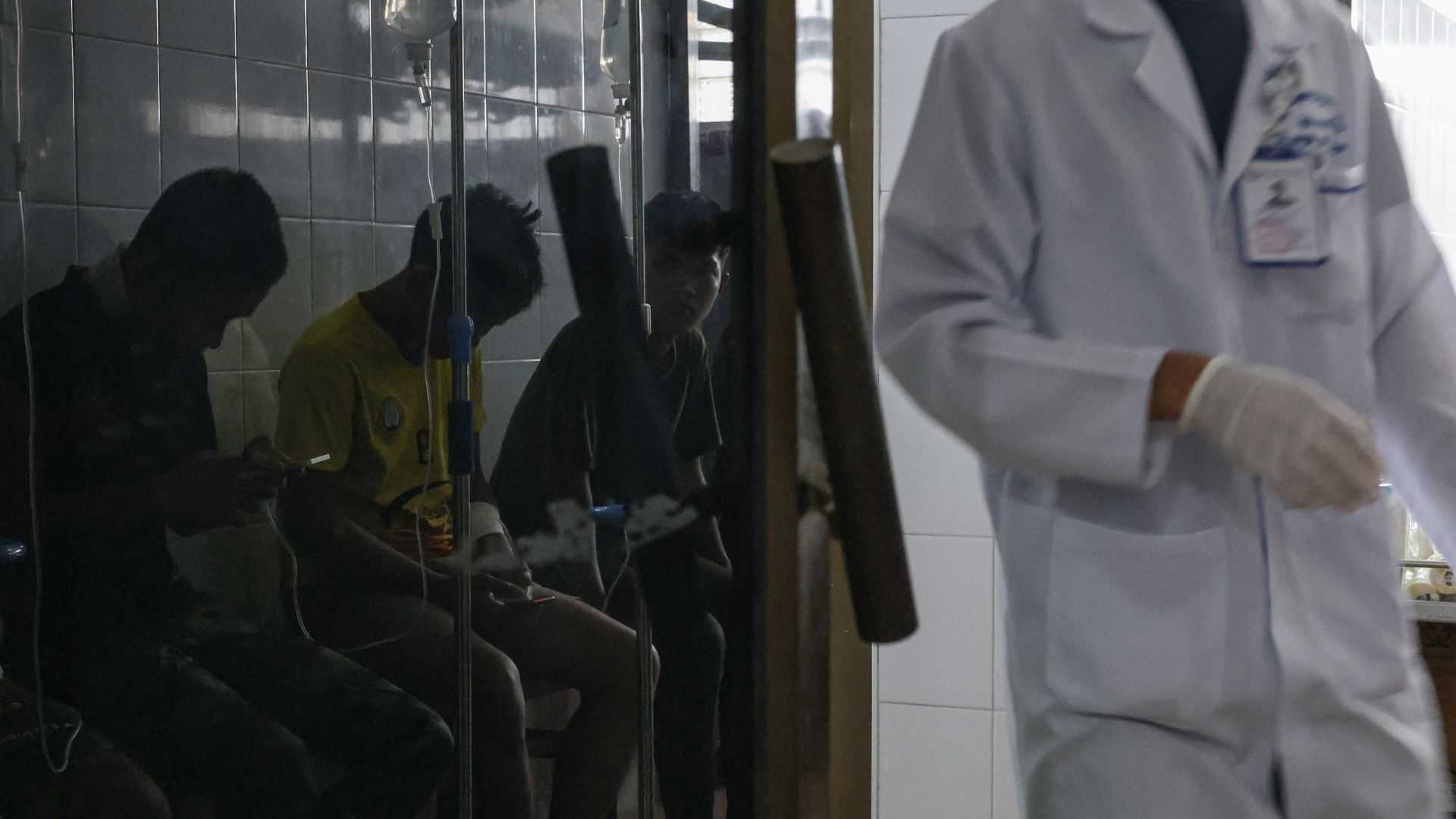 Cambodia asks Thailand to release detained soldiers as truce holds