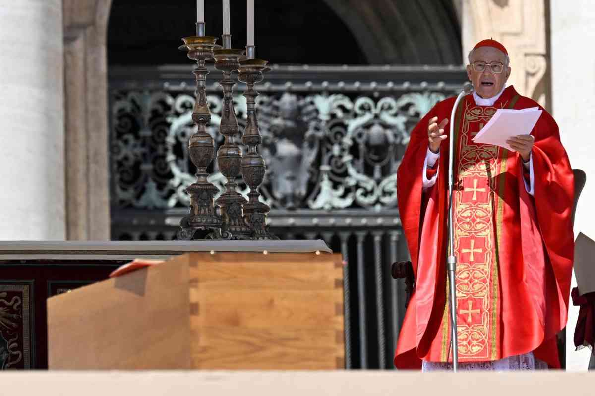 Cardinal Re honors Pope Francis as a shepherd of the people during funeral mass