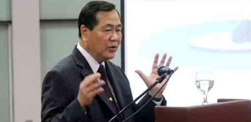 It's On! Carpio accepts Prez Duterte's debate challenge