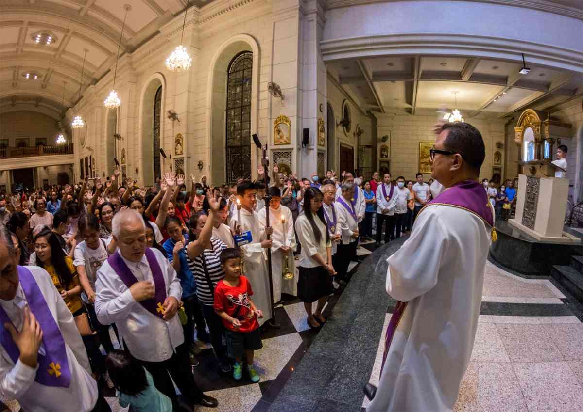 CBCP urges faithful to physically attend mass amid ease of COVID restrictions