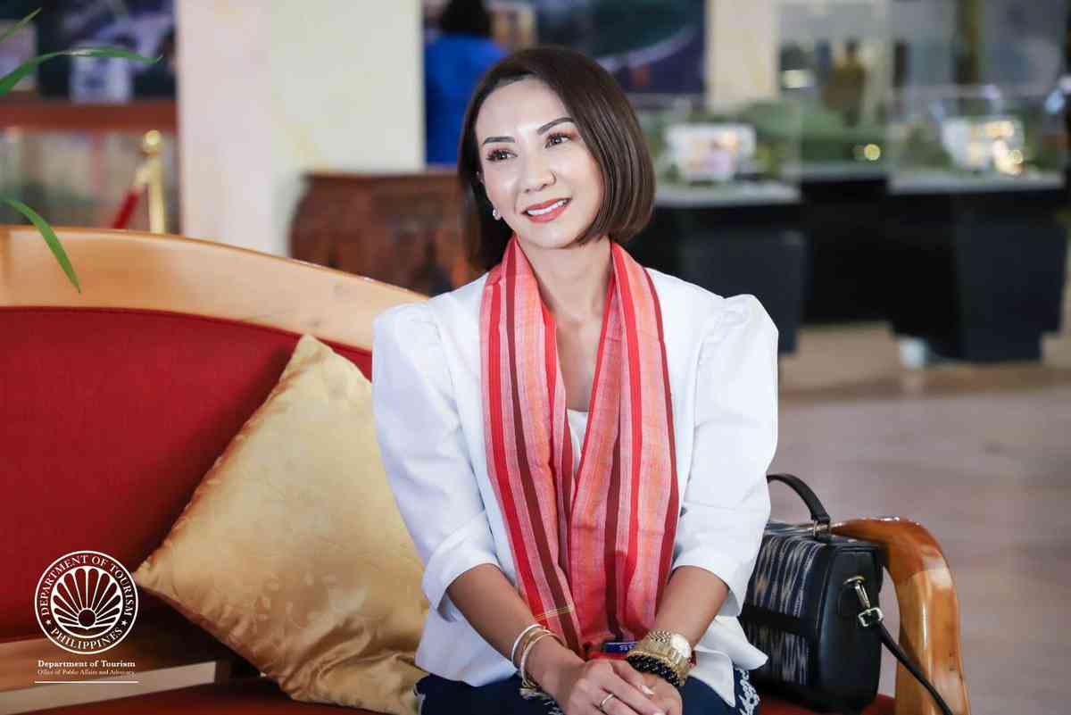 Over 40 Cebu gov't officials back DOT Sec. Frasco amid tourism video fiasco